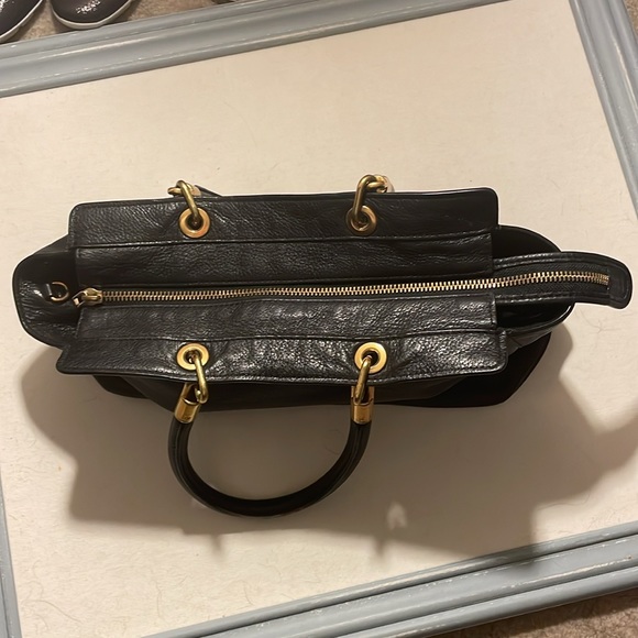MARC JACOBS 100% LEATHER BAG Black with Gold Hardware - Picture 6 of 9